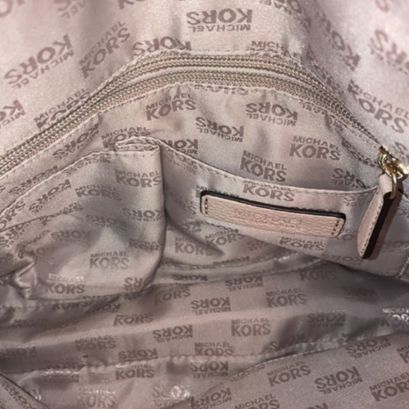 Michael Kors Cream Crossbody Bag - Picture 6 of 6